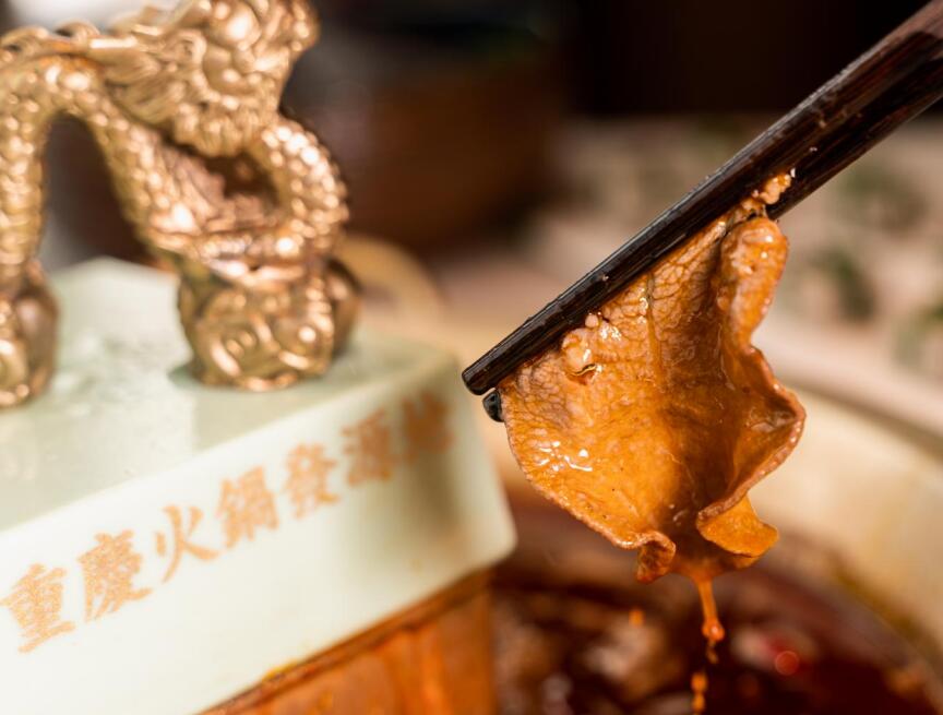四川火锅从何而来？藏在线上最火买球站码头里的火锅故事！